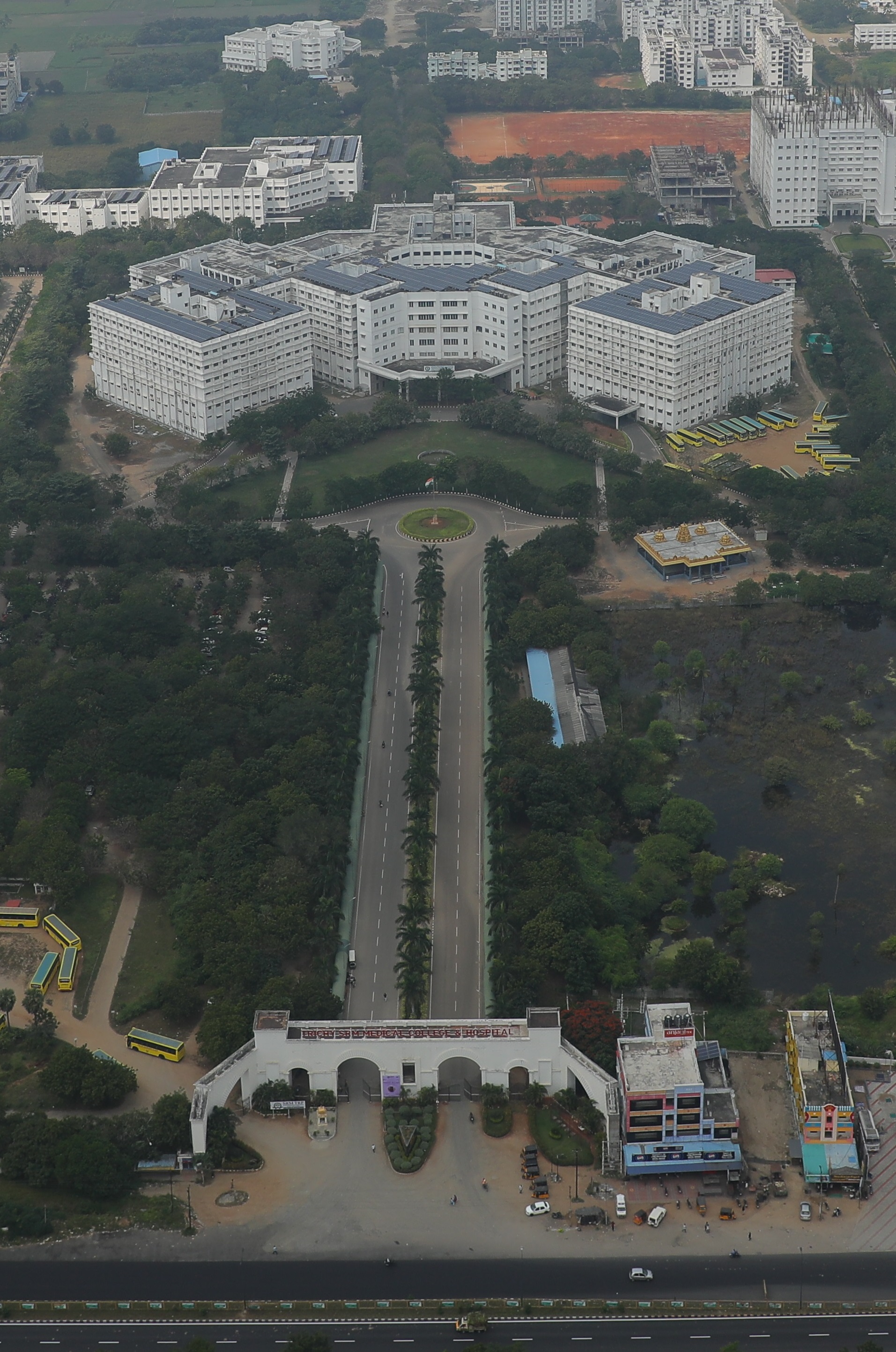 Doctors at Trichy SRM Medical College